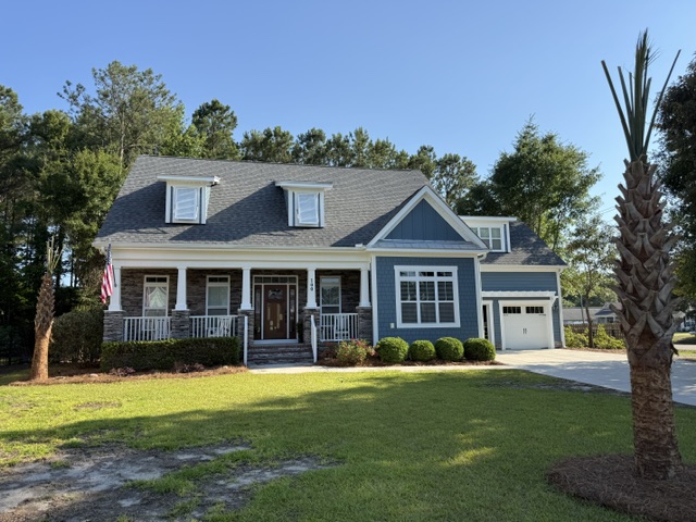 Front view of Exterior Residential painting project of beautiful home in hampstead north carolina